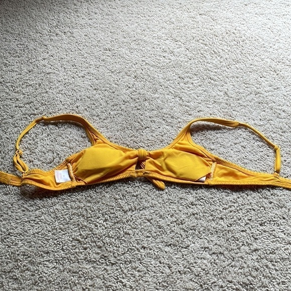 Xhilaration M yellow adjustable bikini top - Picture 5 of 11